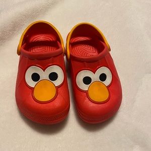 Elmo crocs toddler boys